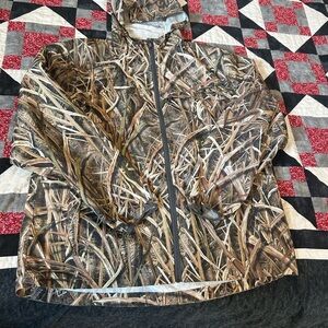 Browning Camouflage Raincoat /windbreaker